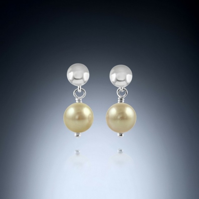 Handcrafted Pearl Jewelry Collection